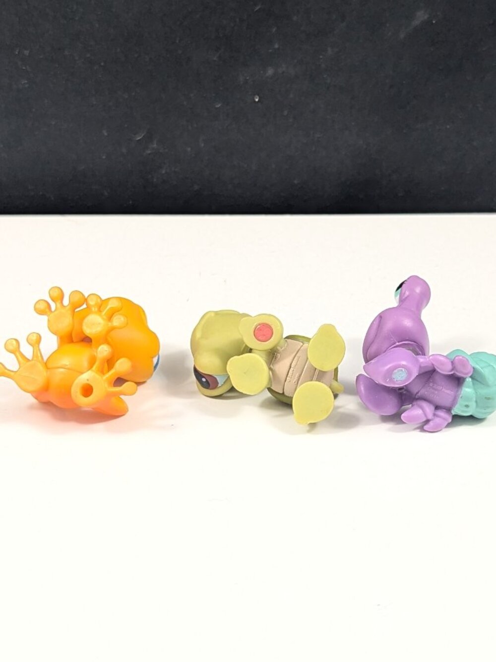 Vintage Lot of 3 Littlest Pet Shop figures - Picture 3 of 3